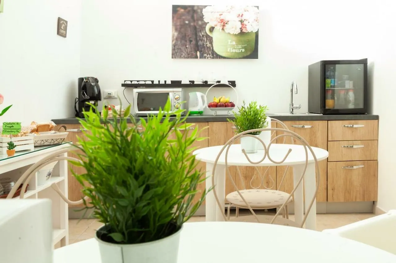 Rooms Rudiae Lecce
